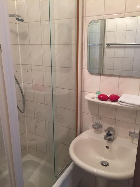 Motels21 Sersheim ห้อง รูปภาพ