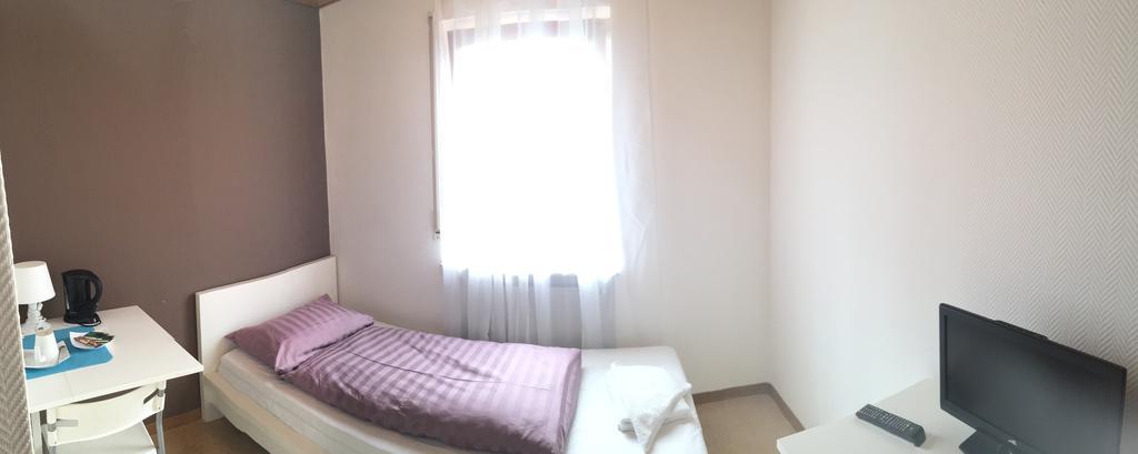 Motels21 Sersheim ห้อง รูปภาพ